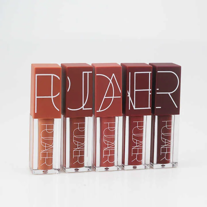 مجموعة أحمر شفاه مطفي من 5 ألوان -  Colors Matte Lipstick